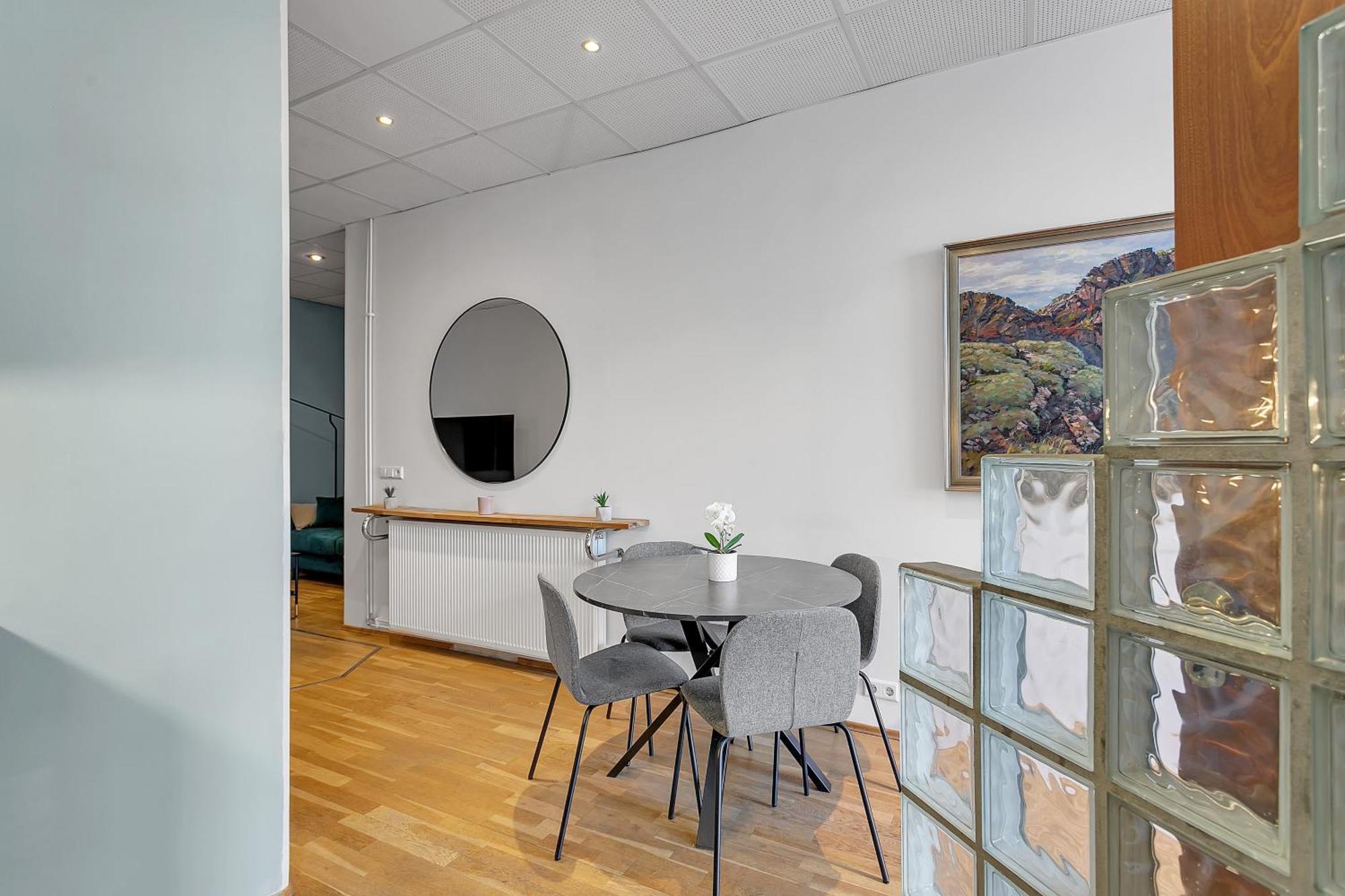 Bright Apartment In The Heart Of The City! เรคยาวิก ภายนอก รูปภาพ